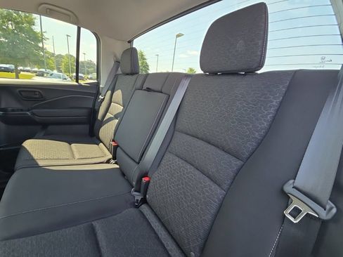 Used 2025 Honda Ridgeline Sport image 12