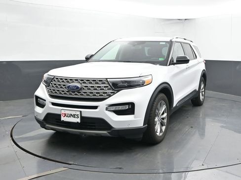 Used 2023 Ford Explorer Limited image 5