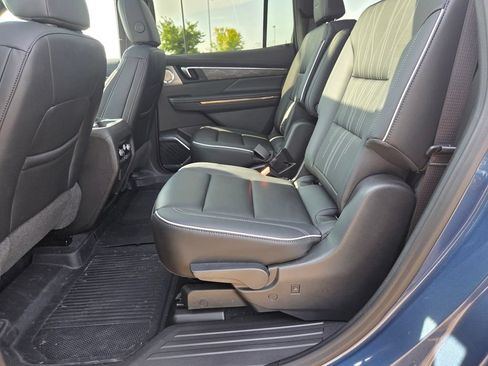 Used 2026 Buick Enclave Avenir w/ Super Cruise Package AWD/4WD image 40