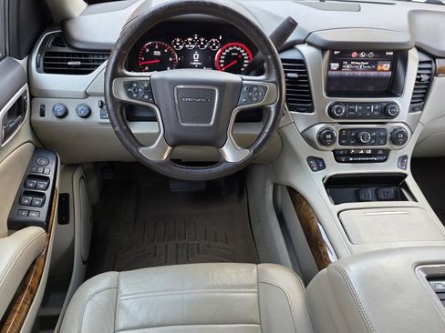 Used 2015 GMC Yukon Denali w/ Open Road Package image 12