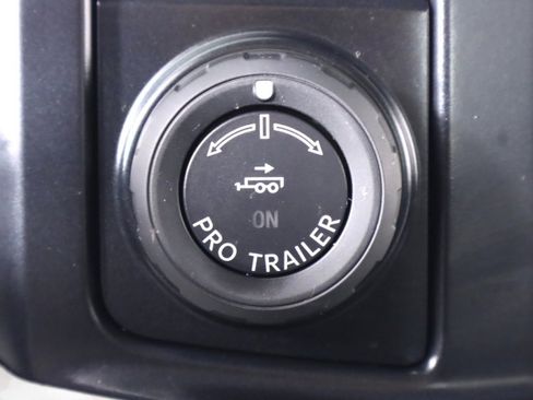 Used 2023 Ford F350 XLT w/ 360-Degree Camera Package image 25