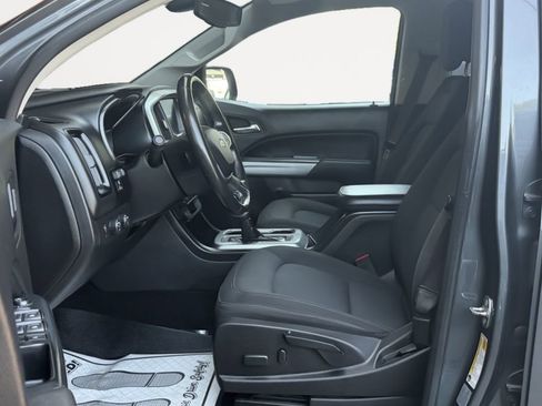 Used 2017 Chevrolet Colorado LT w/ LT Convenience Package AWD/4WD image 12