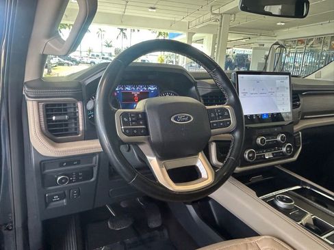 Used 2023 Ford Expedition Max Limited image 38