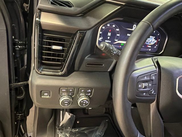 Used 2026 GMC Sierra 2500 AT4 AWD/4WD image 15