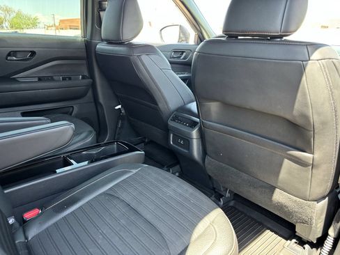 Certified 2025 Nissan Pathfinder Rock Creek AWD/4WD image 14