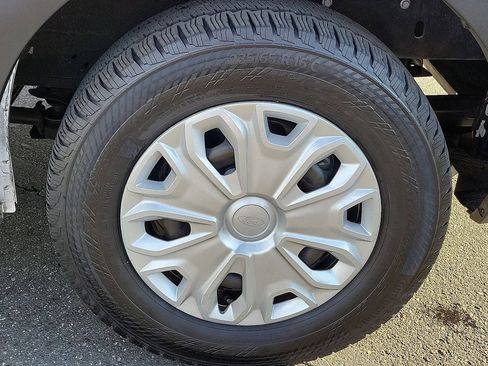 Used 2024 Ford Transit 250 Low Roof w/ Exterior Upgrade Package image 22