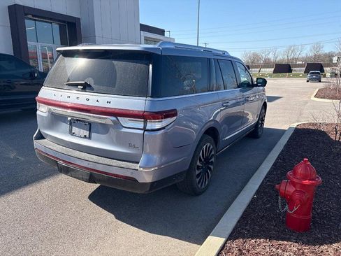 Used 2023 Lincoln Navigator L Black Label image 3