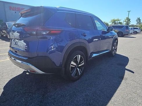 Certified 2023 Nissan Rogue Platinum AWD/4WD image 15