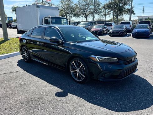 Used 2024 Honda Civic Touring image 4