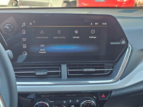 New 2026 Chevrolet Trax LT image 24