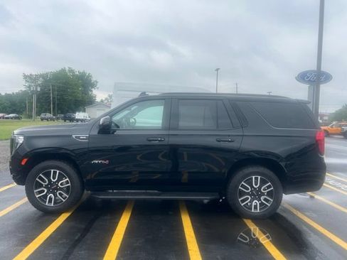 Used 2022 GMC Yukon AT4 w/ Max Trailering Package AWD/4WD image 4