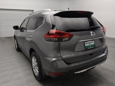 Used 2019 Nissan Rogue S w/ Special Edition Package FWD image 5