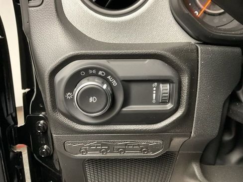 Used 2026 Jeep Wrangler Willys image 15