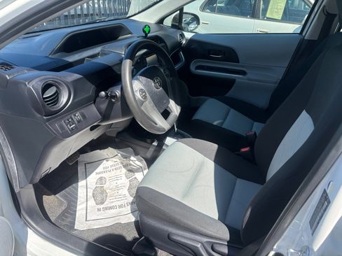 Used 2014 Toyota Prius C Three FWD image 7