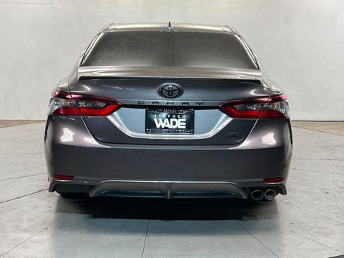 Used 2024 Toyota Camry SE FWD image 5