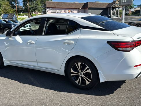 Certified 2020 Nissan Sentra SV FWD image 22