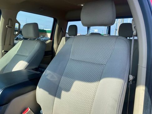 Used 2016 Ford F150 XLT w/ Equipment Group 302A Luxury image 11