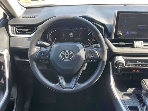 Certified 2025 Toyota RAV4 XLE AWD/4WD image 16