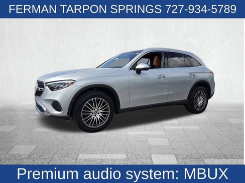 Used 2024 Mercedes-Benz GLC 300 4MATIC image 5