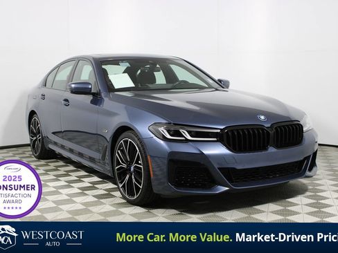 Used 2023 BMW 530e w/ M Sport Package RWD image 1