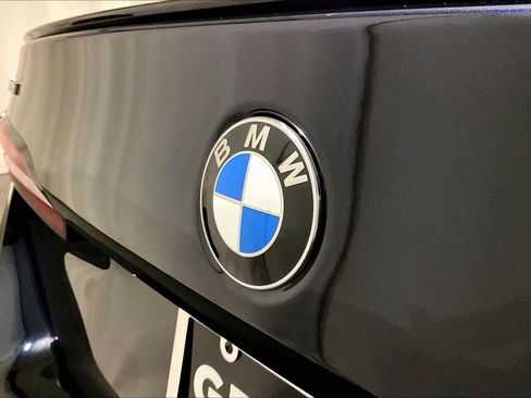 Used 2024 BMW 540i xDrive w/ Premium Package AWD/4WD image 32
