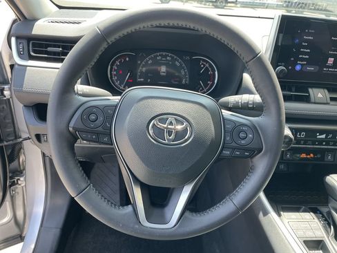 Used 2023 Toyota RAV4 XLE w/ Convenience Package AWD/4WD image 16