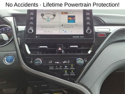 Used 2023 Toyota Camry XLE FWD image 18