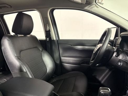 New 2025 Ford Ranger Lariat w/ Black Appearance Package image 12