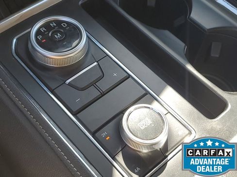 Used 2022 Ford Expedition XLT image 19