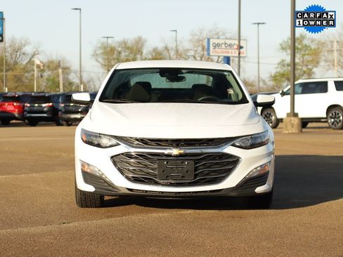 Used 2024 Chevrolet Malibu LT FWD image 2
