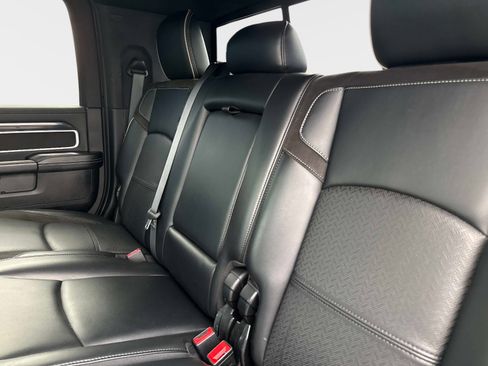 Used 2022 RAM 2500 Laramie w/ Night Edition image 14