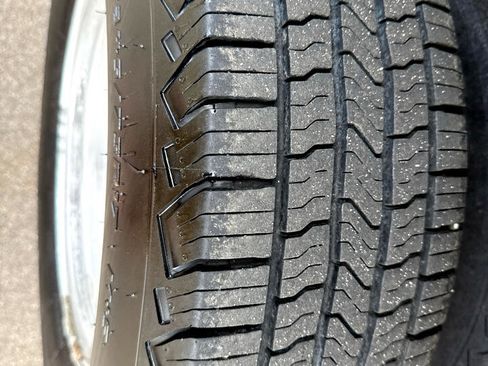 Used 2016 Ford F350 Lariat w/ Chrome Package image 11