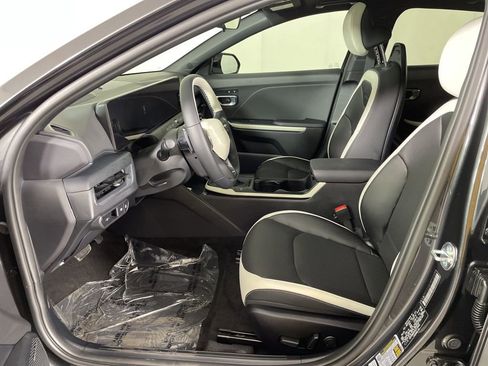 New 2025 Kia K4 GT-Line w/ GT-Line Premium Package image 17