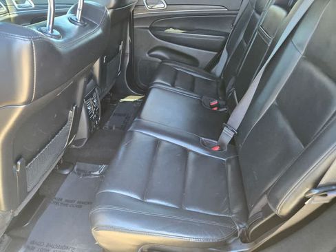 Used 2021 Jeep Grand Cherokee Limited AWD/4WD image 12