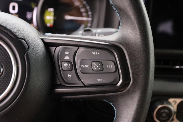 Used 2024 Jeep Wrangler Unlimited Rubicon 4xe AWD/4WD image 12