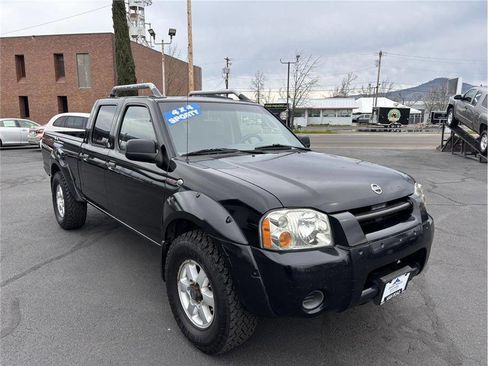 Used 2003 Nissan Frontier SVE image 7