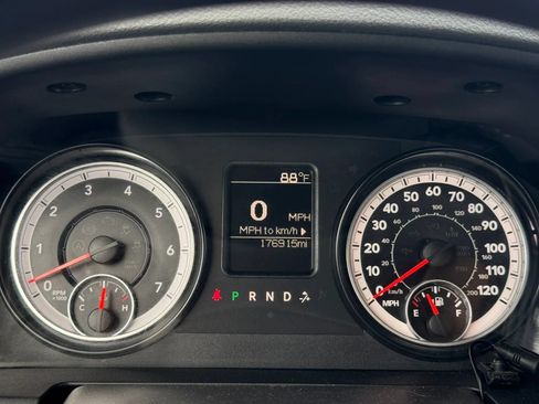 Used 2015 RAM 1500 ST w/ SXT Appearance Group AWD/4WD image 28