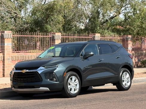 Used 2019 Chevrolet Blazer LT FWD image 1