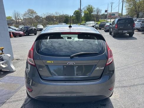 Used 2016 Ford Fiesta SE w/ Cold Weather Package FWD image 4