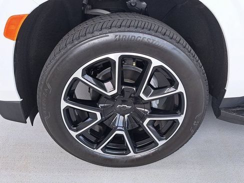 Used 2024 Chevrolet Tahoe RST w/ Luxury Package RWD image 38