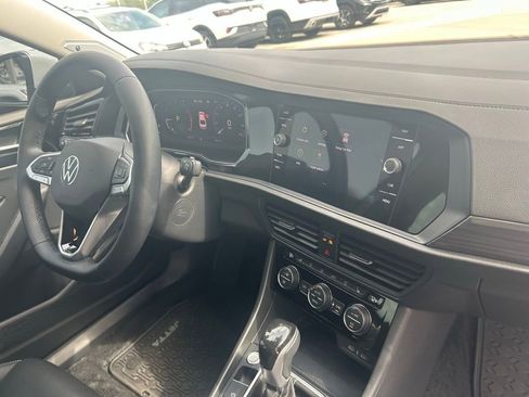 Used 2023 Volkswagen Jetta SEL FWD image 38