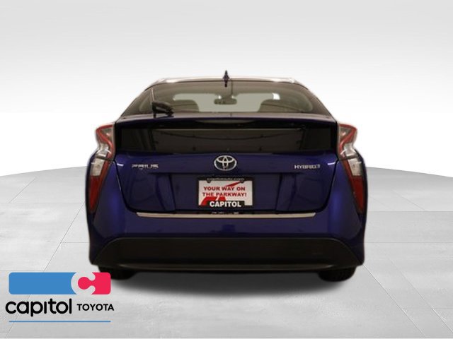 Used 2016 Toyota Prius Four w/ Advanced Technology Package FWD image 3