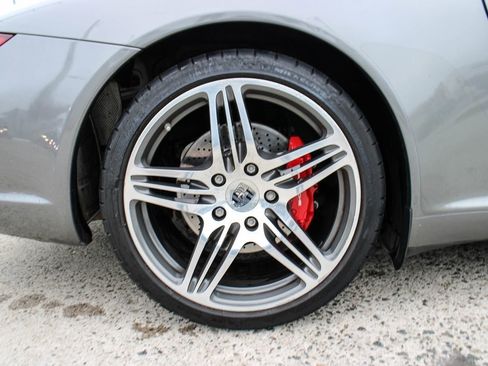 Used 2010 Porsche 911 Carrera S image 32