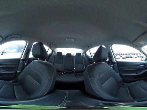 Used 2025 Nissan Altima 2.5 SV image 41