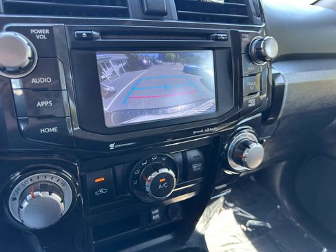 Used 2019 Toyota 4Runner TRD Off-Road Premium AWD/4WD image 25