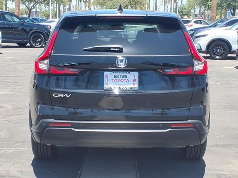 Used 2025 Honda CR-V EX-L image 5