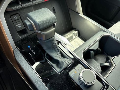 New 2026 Toyota Tundra SR5 RWD image 18