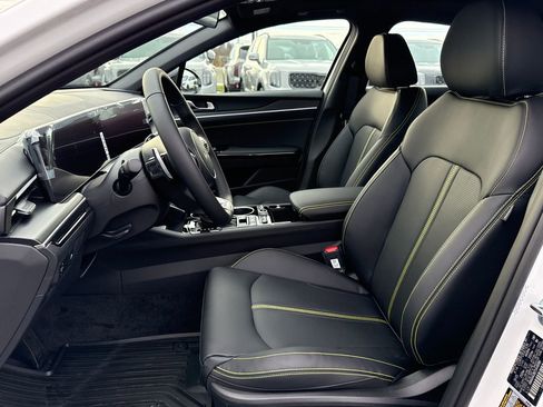 New 2026 Kia K5 GT image 18