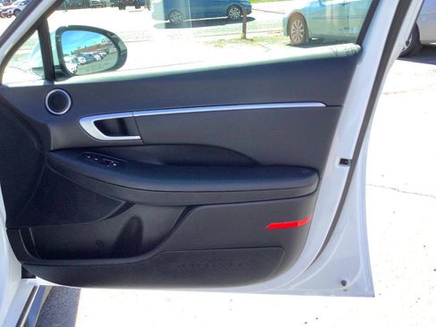 Used 2025 Hyundai Sonata SEL FWD image 37