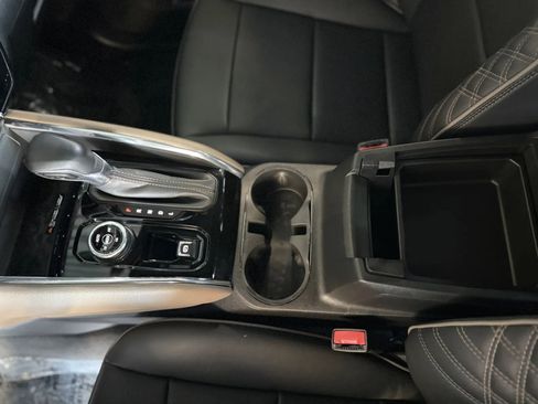 Used 2023 GMC Canyon Denali w/ Denali Black Edition image 38